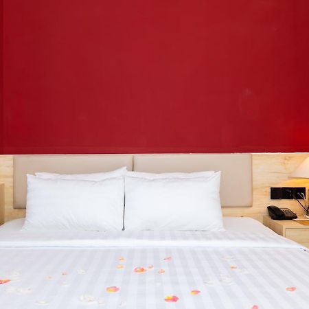 Khach San Phuoc Loc Tho 2 - 福禄寿 Hotel Ho Chi Minh City Exterior photo